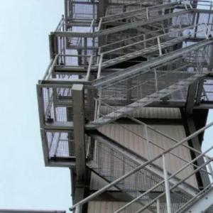 Customizable Galvanized Welded Catwalk Steel Deck Metal Stair Tread Steel Grating